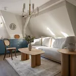 Stara Przychodnia Premium Bed & Breakfast 3*
