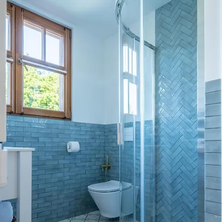 Bed & Breakfast Stara Przychodnia Premium 3*