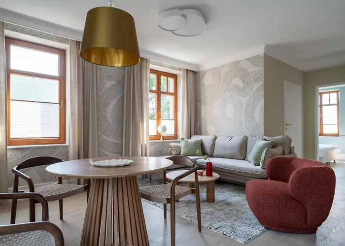 Bed & Breakfast Stara Przychodnia Premium 3*