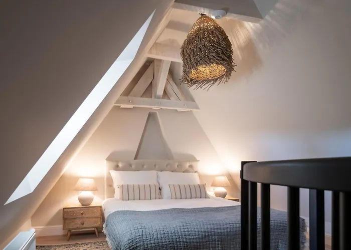 Bed & Breakfast Stara Przychodnia Premium 3*